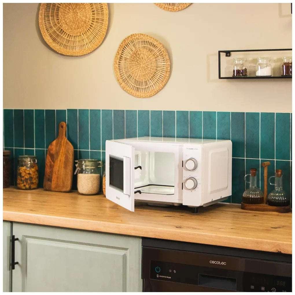 Microondas Flatbed 20L con Grill, Potencia 700W, Diseño Elegante y Fácil Limpieza de Cecotec 3