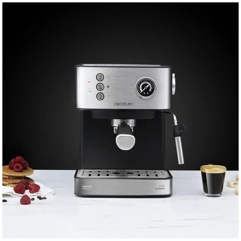 Cafetera Express 20 Bares: Potencia y Elegancia para Amantes del Café de Cecotec 9