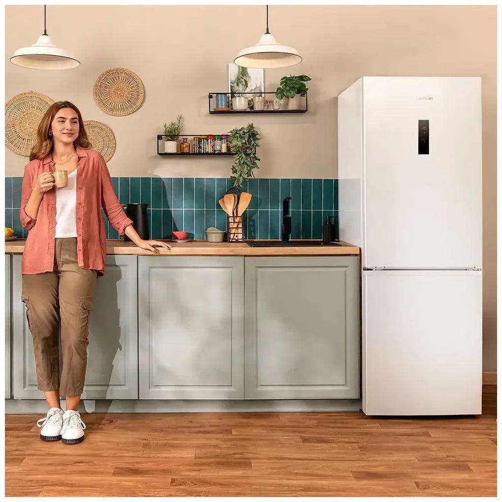 Frigorífico Combi Blanco 290L No Frost, Eficiencia Energética y Funciones Avanzadas de Cecotec 4