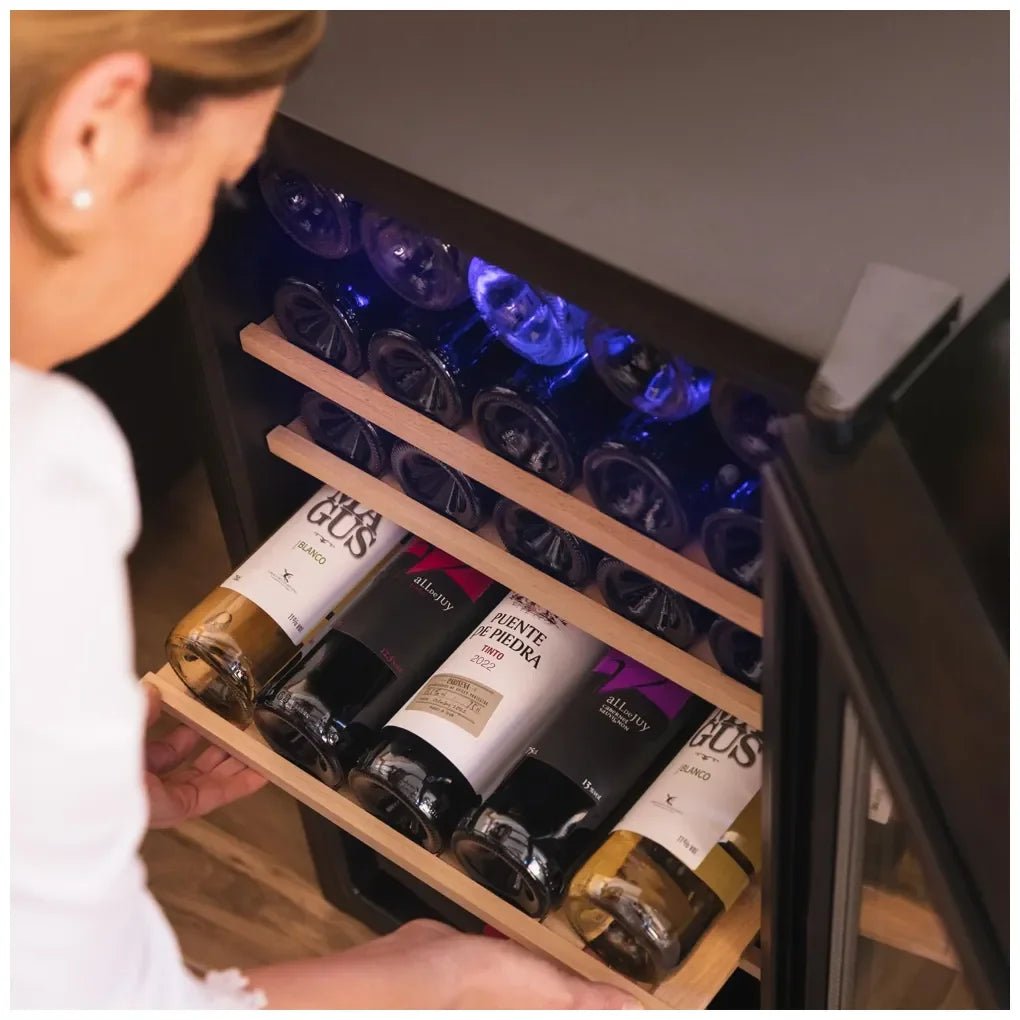 Vinoteca Bolero GrandSommelier 36000: Elegancia y Rendimiento para 36 Botellas de Cecotec 5