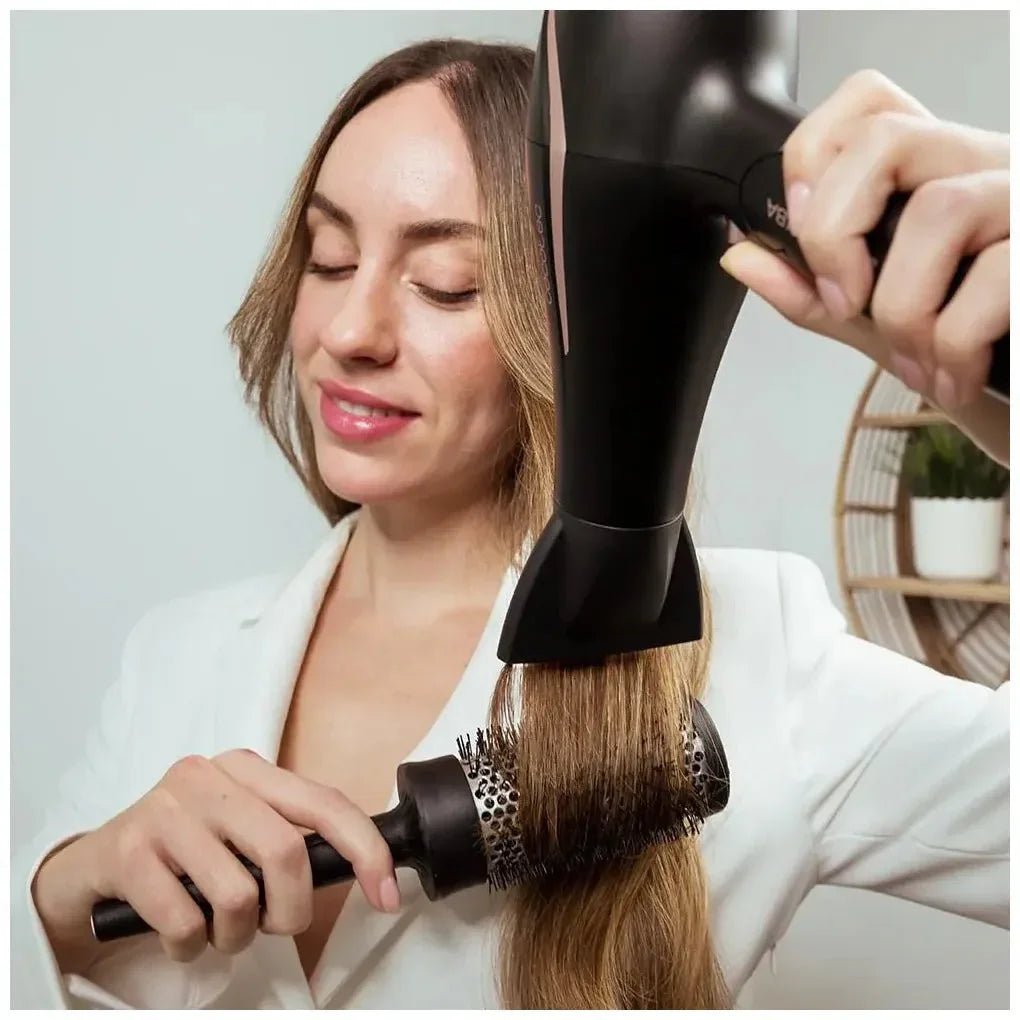 Secador plegable IoniCare Go Glow potencia 2200W anti frizz y accesorios de Cecotec 9