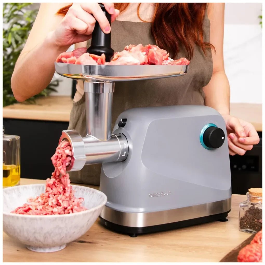 Picadora de Carne Eléctrica 1360W: Potencia y Versatilidad en tu Cocina de Cecotec 4