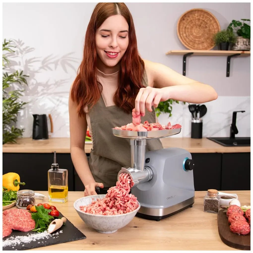 Picadora de Carne Eléctrica 1360W: Potencia y Versatilidad en tu Cocina de Cecotec 9
