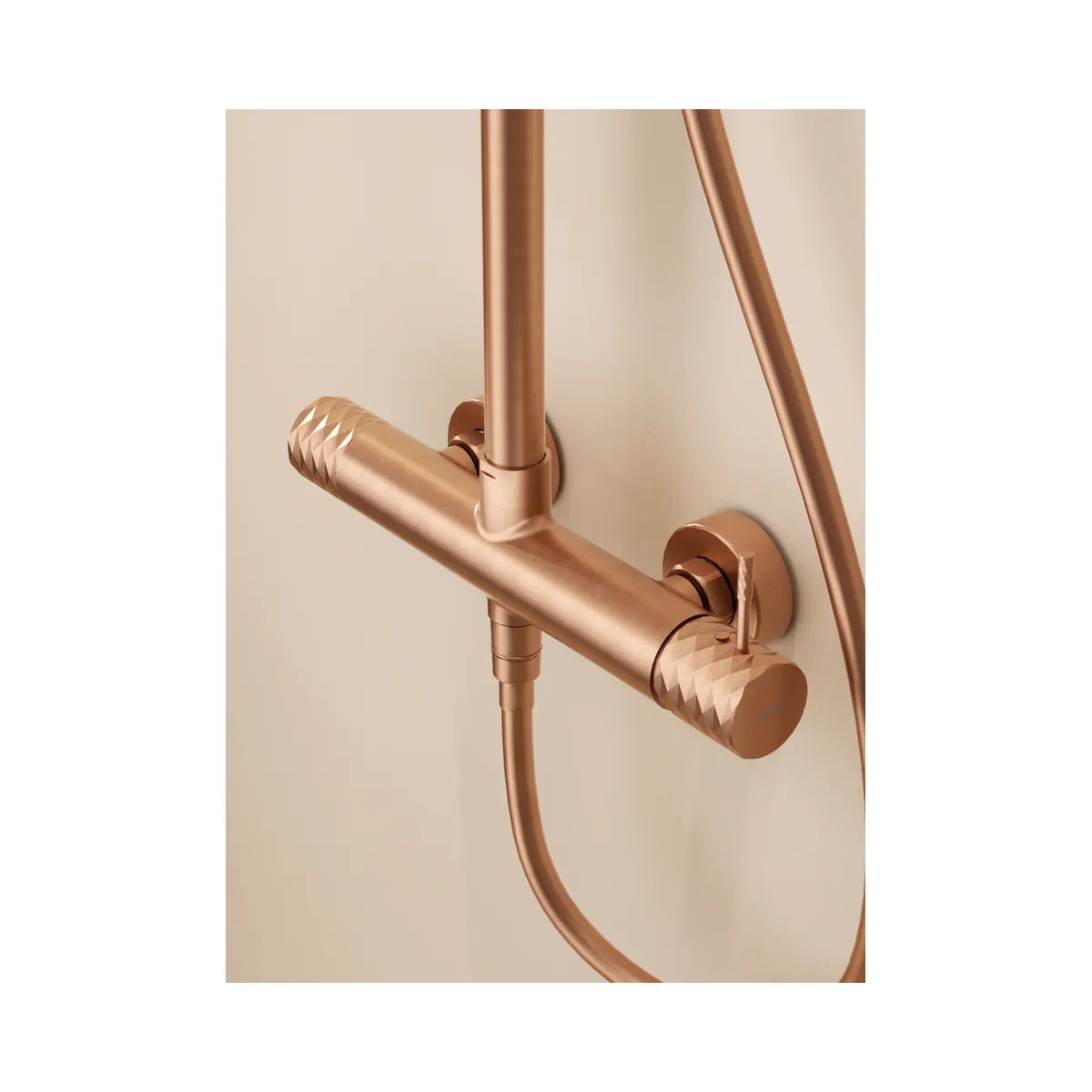 Ducha Monomando Genova Oro Cepillado Imex | Merkimarket - ambiente_3 - Imex