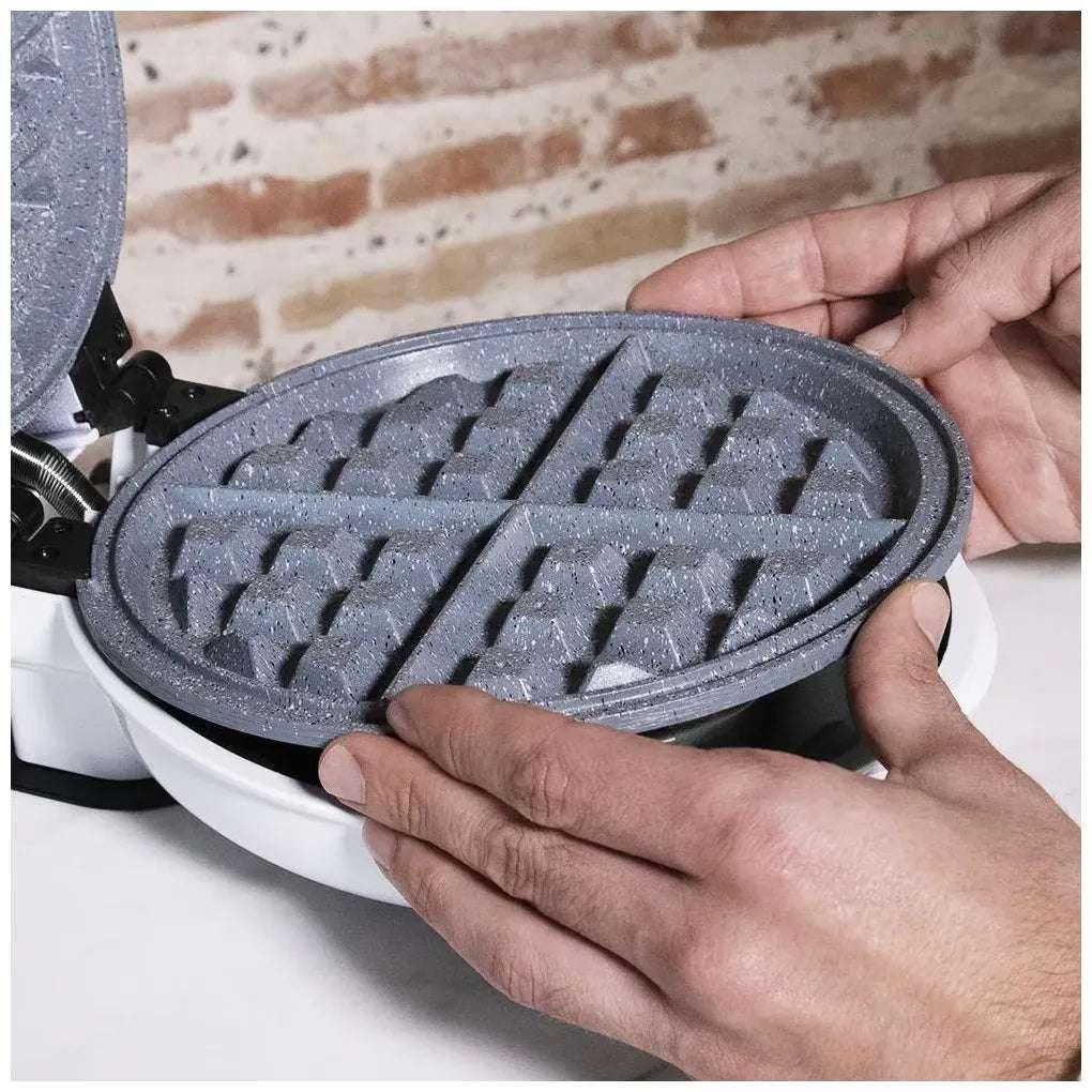 Gofrera Eléctrica 3 en 1: Gofres, Donuts y Muffins con Placas Ecológicas de Cecotec 8