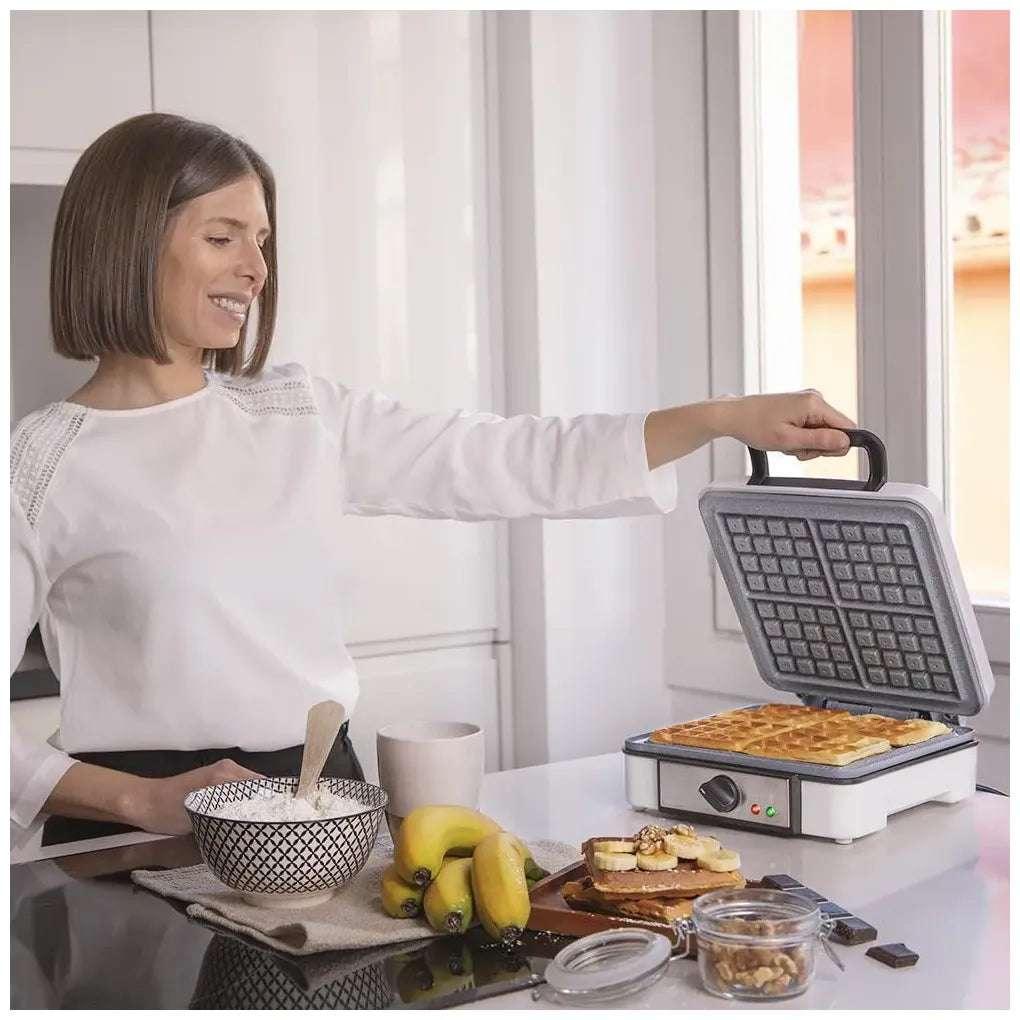Gofrera Eléctrica 4Inox: 1200W, Antiadherente, Cocina 4 Gofres, Temperatura Ajustable de Cecotec 11