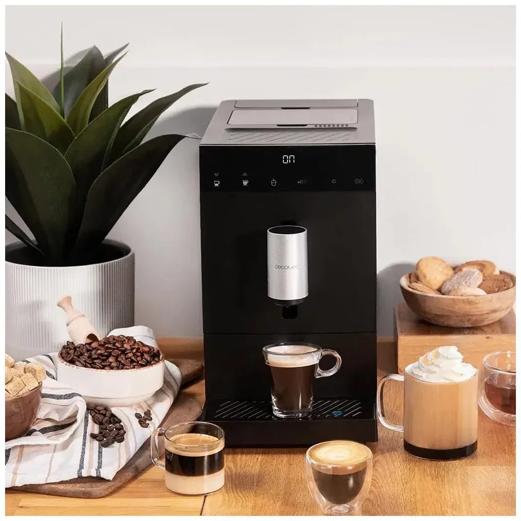 Cafetera Superautomática Compacta: Deléitate con Café Perfecto a 19 Bares y Sistema Thermoblock de Cecotec 5