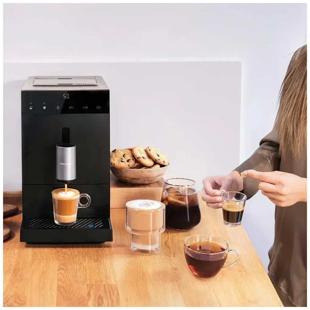 Cafetera Superautomática Compacta: Deléitate con Café Perfecto a 19 Bares y Sistema Thermoblock de Cecotec 6