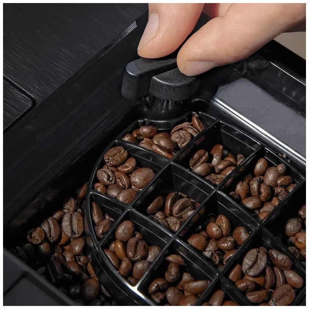 Cafetera Superautomática Táctil: 19 Bares, Thermoblock y Personalización Total de Cecotec 6