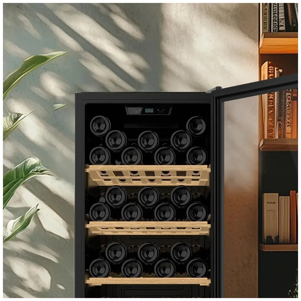 Vinoteca Bolero GrandSommelier 98000: Elegancia y Silencio para 98 Botellas de Cecotec 9