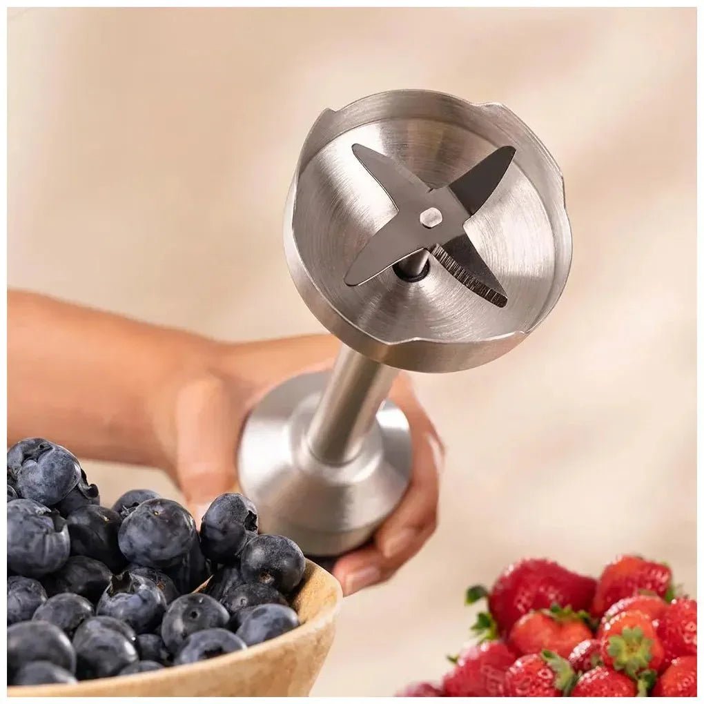 Batidora de Mano Retro 1200W con Cuchillas de Titanio y Velocidad Ajustable de Cecotec 7