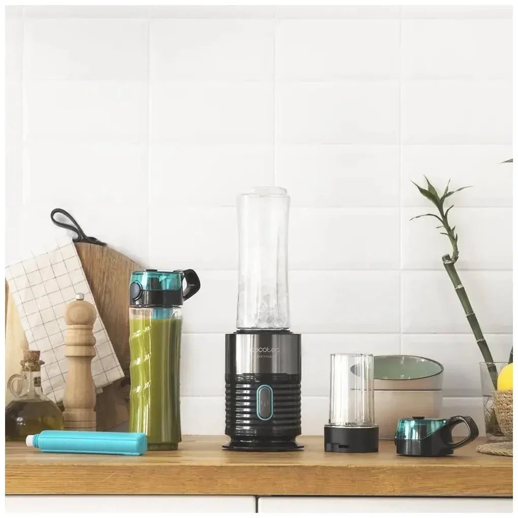 Batidora Portátil 650W con Cuchillas de Titanio y Molinillo para Smoothies de Cecotec 7