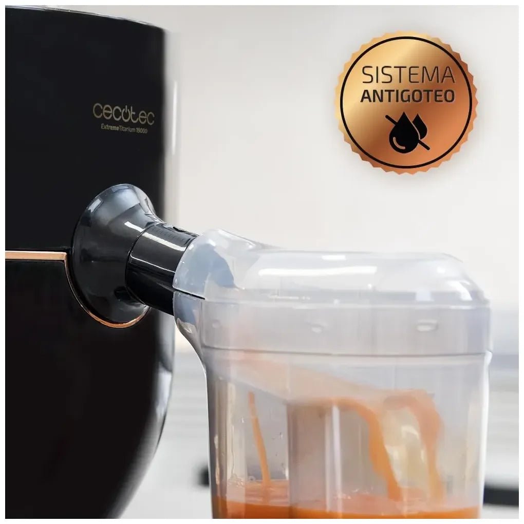 Licuadora ExtremeTitanium 19000: Potencia y Velocidad para Jugos Perfectos de Cecotec 8