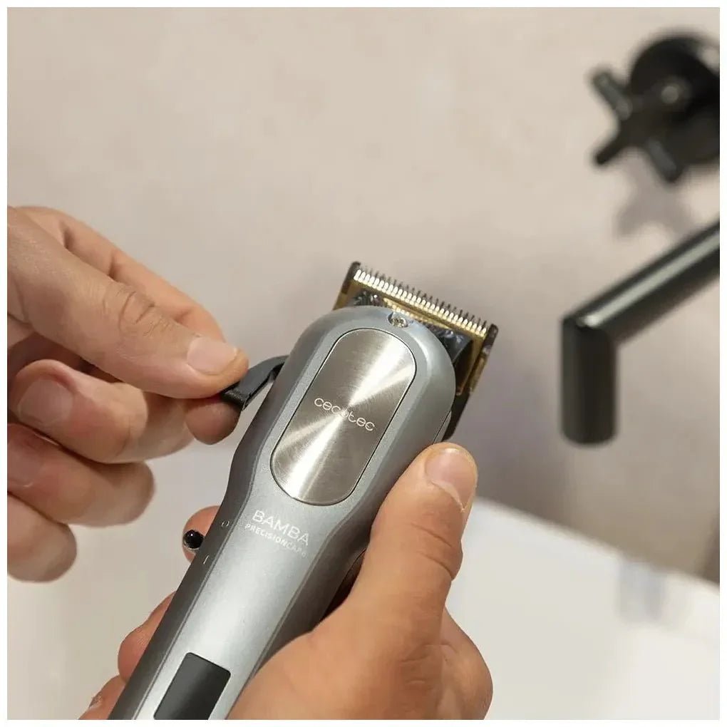 Cortapelos Profesional con Batería de Litio y Cuchillas de Acero Inoxidable de Cecotec 9