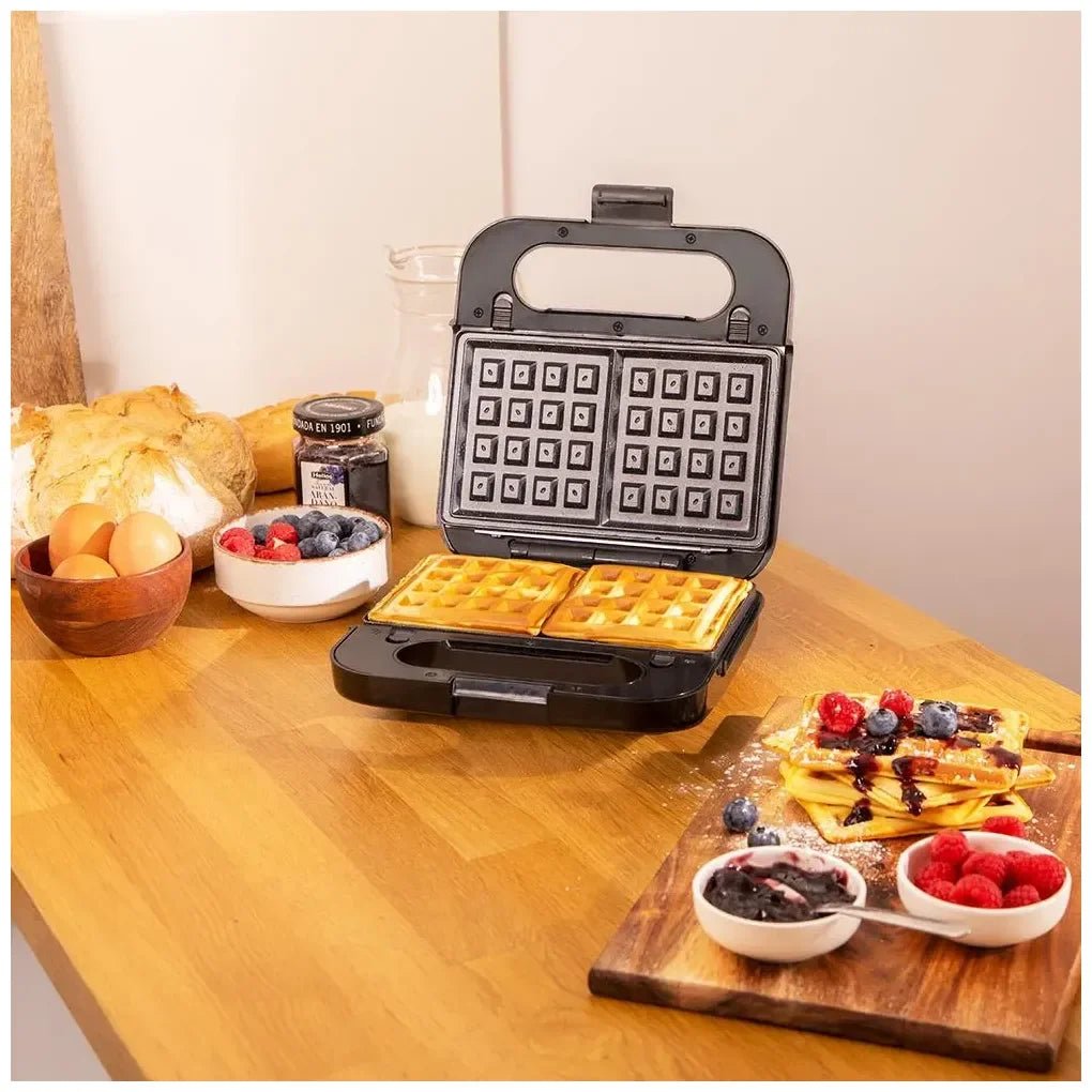 Sandwichera 4 en 1 Rock'nToast: Potencia, Versatilidad y Diseño en Acero Inoxidable de Cecotec 4