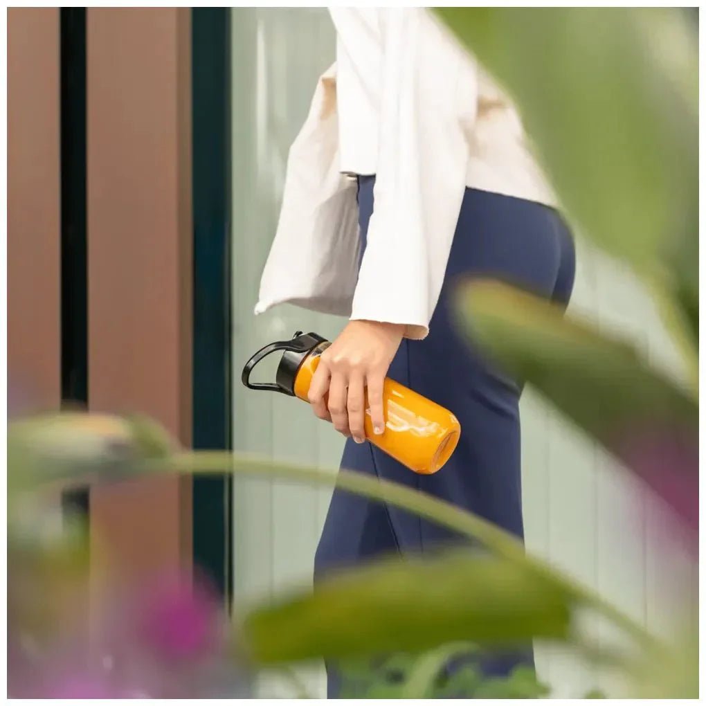 Batidora de Smoothies 350W con Cuchillas de Titanio y Vaso Portátil 600ml de Cecotec 7