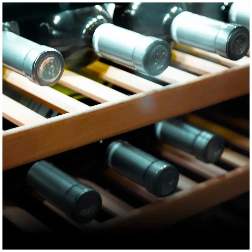 Vinoteca Retro Beige para 18 Botellas con Control LED y Tecnología NoFrost de Cecotec 6