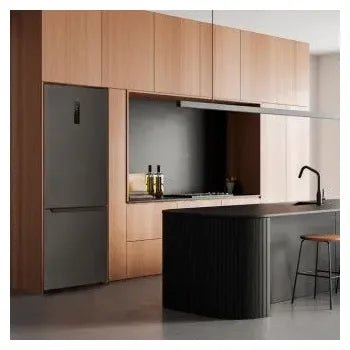 Frigorífico combinado de 322 l de capacidad bolero coolmarket combi 322 dark d de Cecotec 3