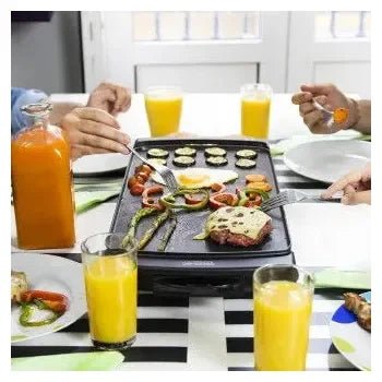 Plancha de asar eléctrica de 45x25 cm con temperatura ajustable y revestimiento antiadherente black&water 2150 de Cecotec 5
