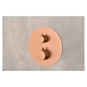 Vista principal de Conjunto de ducha termostático con rociador de conexión a techo y ducha de mano color oro rosa...