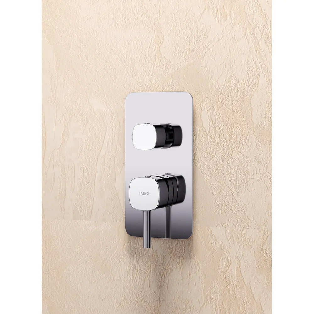 Plano o detalle técnico de Conjunto ducha monomando empotrado Toscana black gun metal Imex (vista 4)