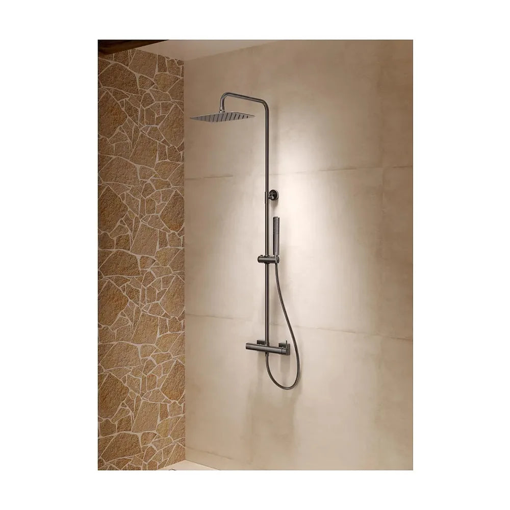 Vista en conjunto ambientada de Conjunto ducha monomando Firenze black gun metal Imex
