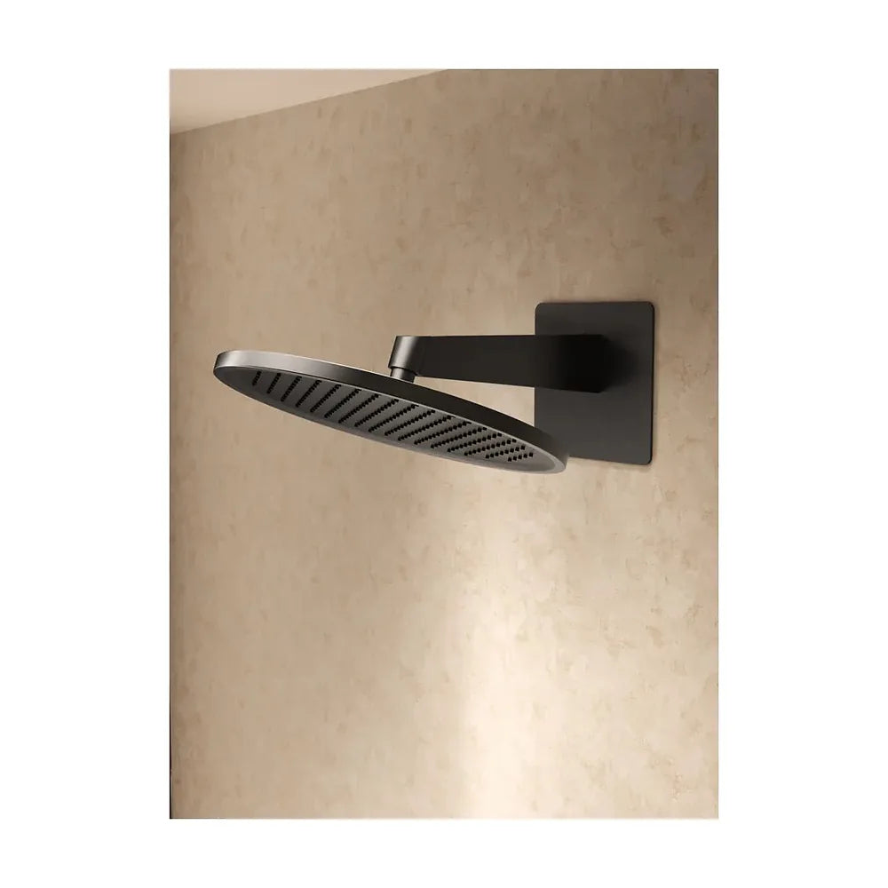 Detalle de acabado y materiales de Conjunto ducha termostático empotrado Inari oro cepillado Imex