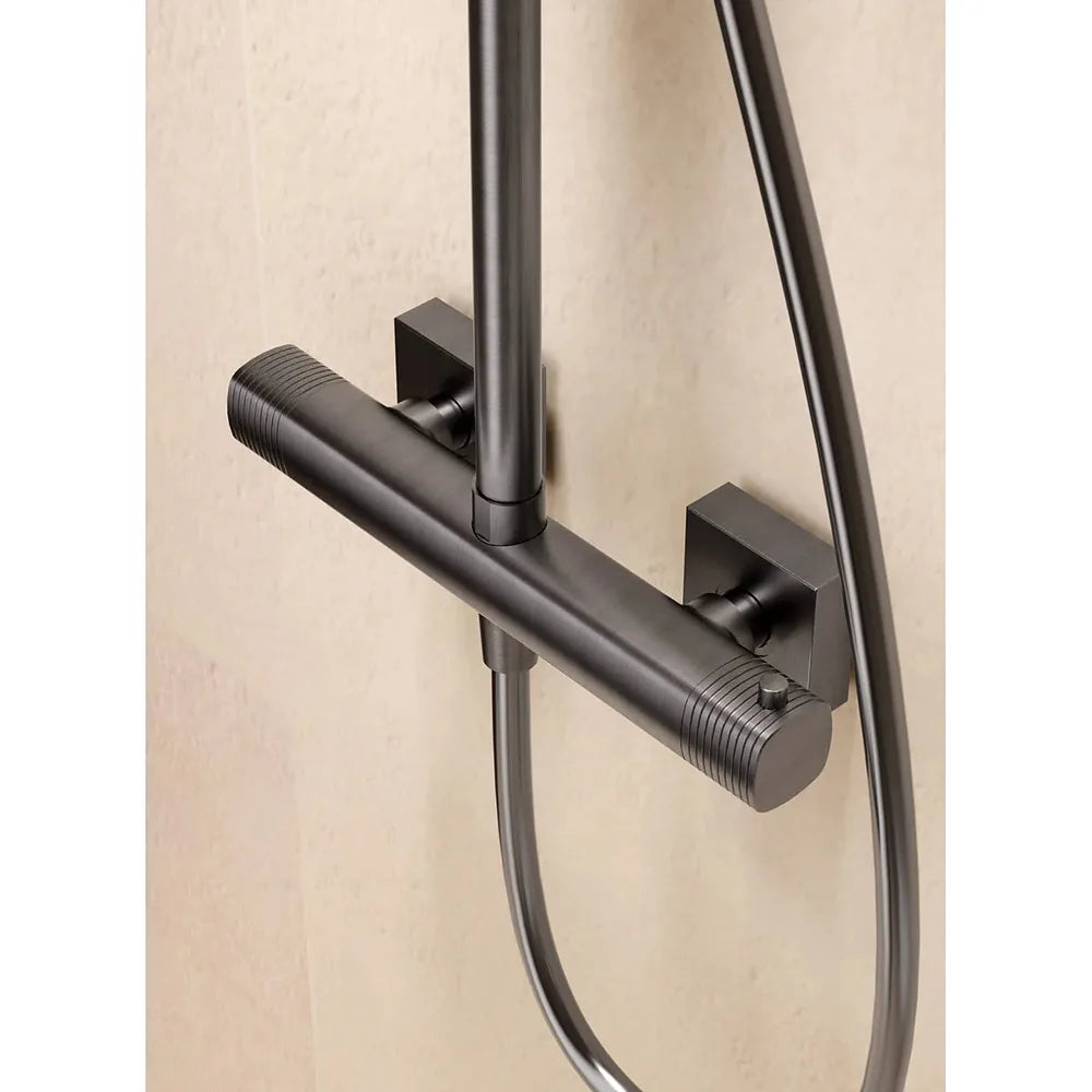 Plano o detalle técnico de Conjunto ducha termostático Firenze black gun metal Imex (vista 4)