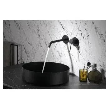 Detalle de acabado y materiales de Grifo de lavabo monomando negro mate para empotrar a pared de 2 cuerpos Etna de Imex