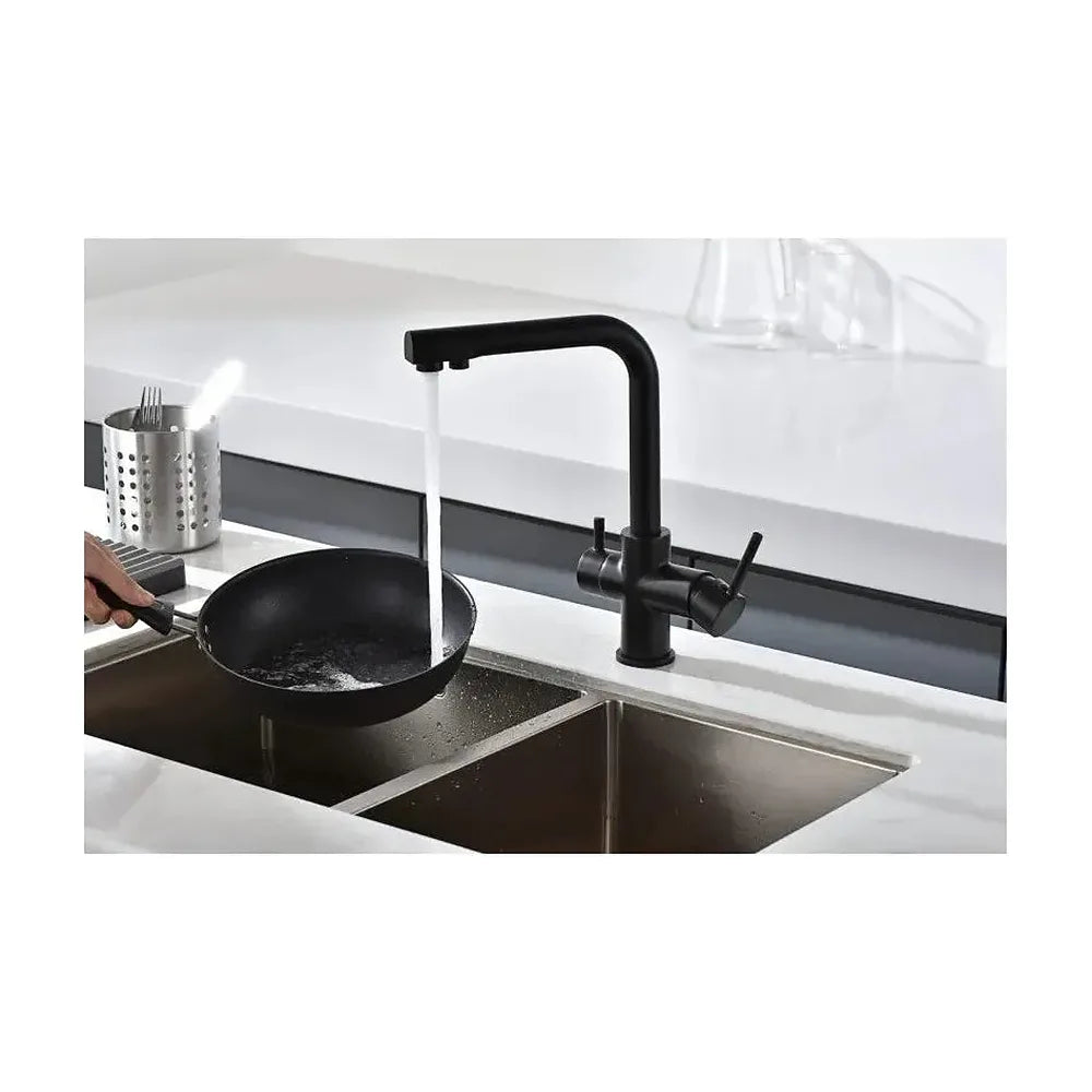 Vista principal de Grifo monomando de cocina con ósmosis hecho de latón acabado negro mate Marsella de Imex