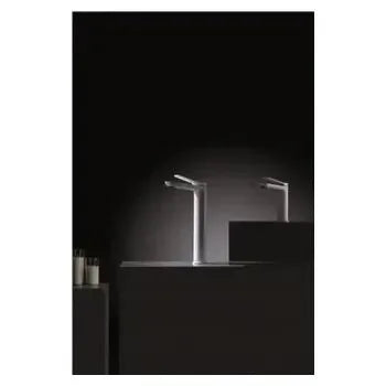Vista principal de Grifo monomando para lavabo con discos cerámicos y un acabado blanco mate Dinamarca de Imex