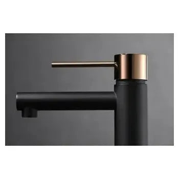 Vista trasera o instalación de Grifo negro mate para lavabo fabricado en latón con discos de cerámica Milos de Ime (vista 16)