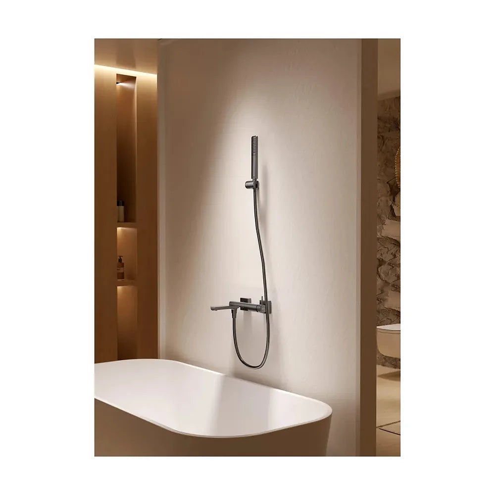 Vista en conjunto ambientada de Kit baño/ducha monomando Firenze níquel cepillado Imex