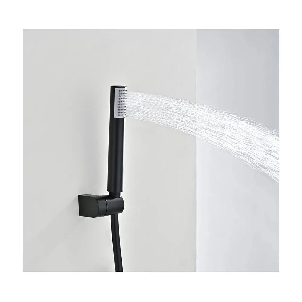 Vista en conjunto ambientada de Kit baño/ducha termostático Bless negro mate Imex